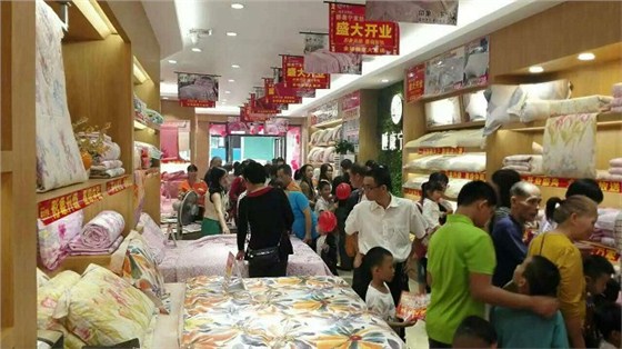 店內(nèi)2